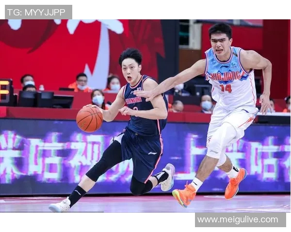 深圳篮球队快攻战术分析与得失评估探讨