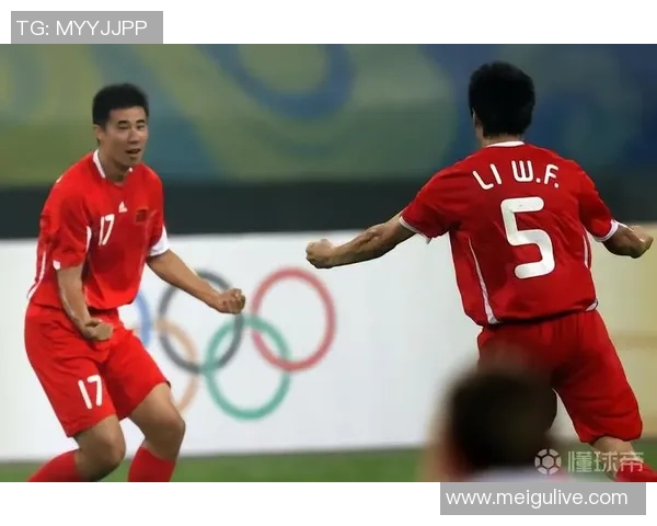 李静专访：从绿茵场到人生舞台的足球旅程回顾与思考